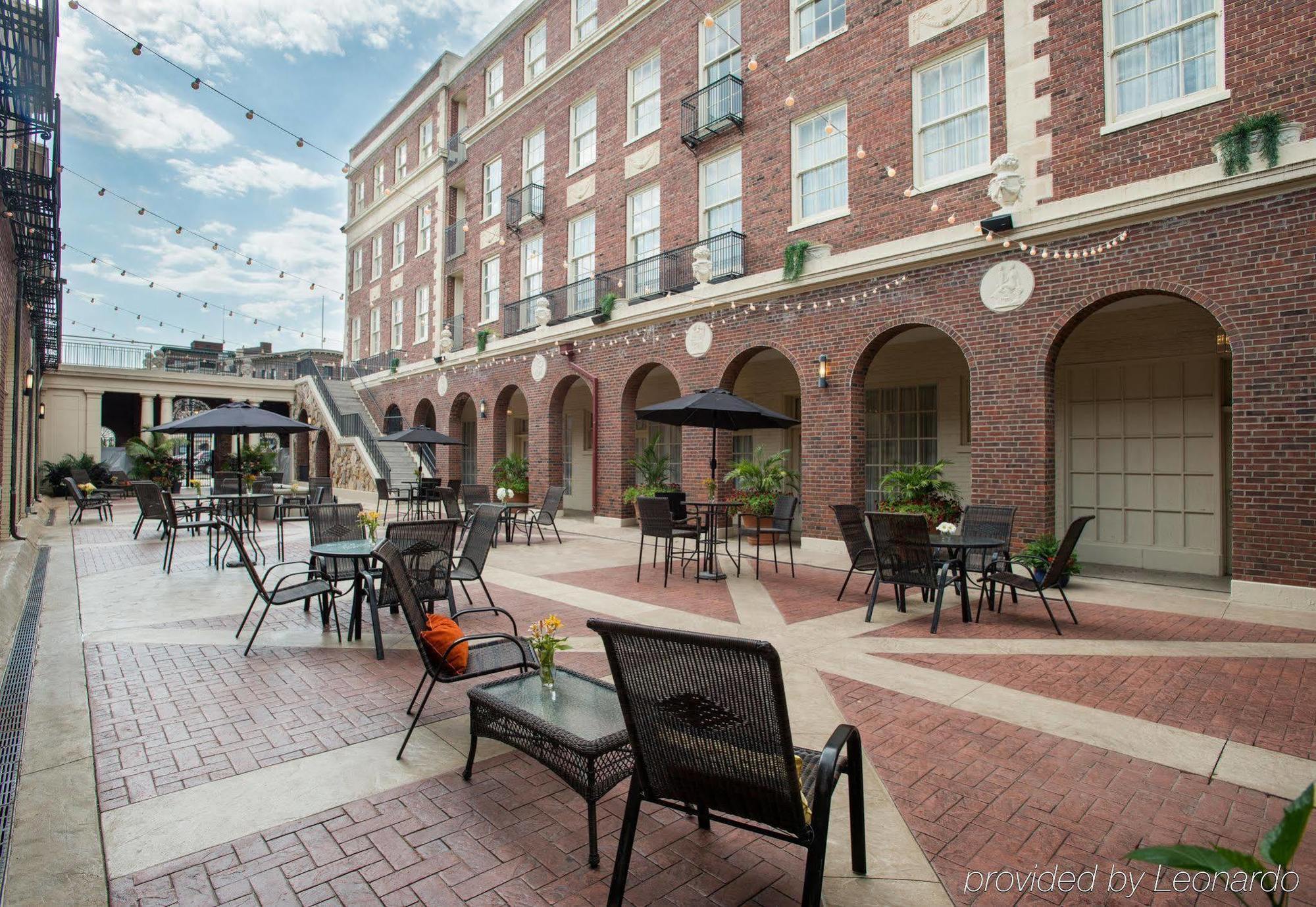 Magnolia Hotel Omaha Exterior foto